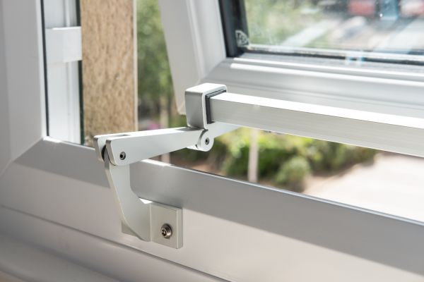 Cost of Hinged Window Repair in Pompano Beach