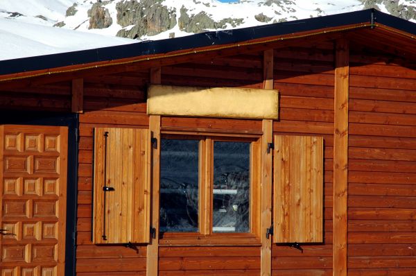Cost of Cabin Window Repair in Pompano Beach